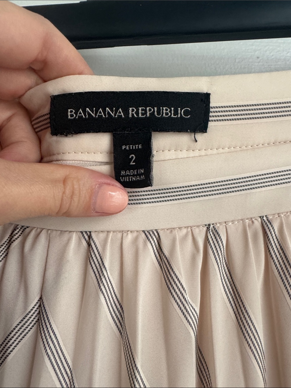 Banana Republic striped midi skirt - Picture 3 of 5